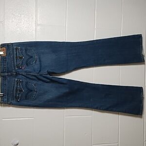 Levi's 515 Women's Flare Boot Cut Jeans in Classic Blue Medium Wash